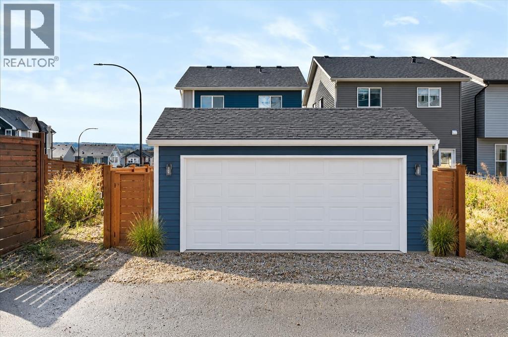 10 Lucas Close NW - 16