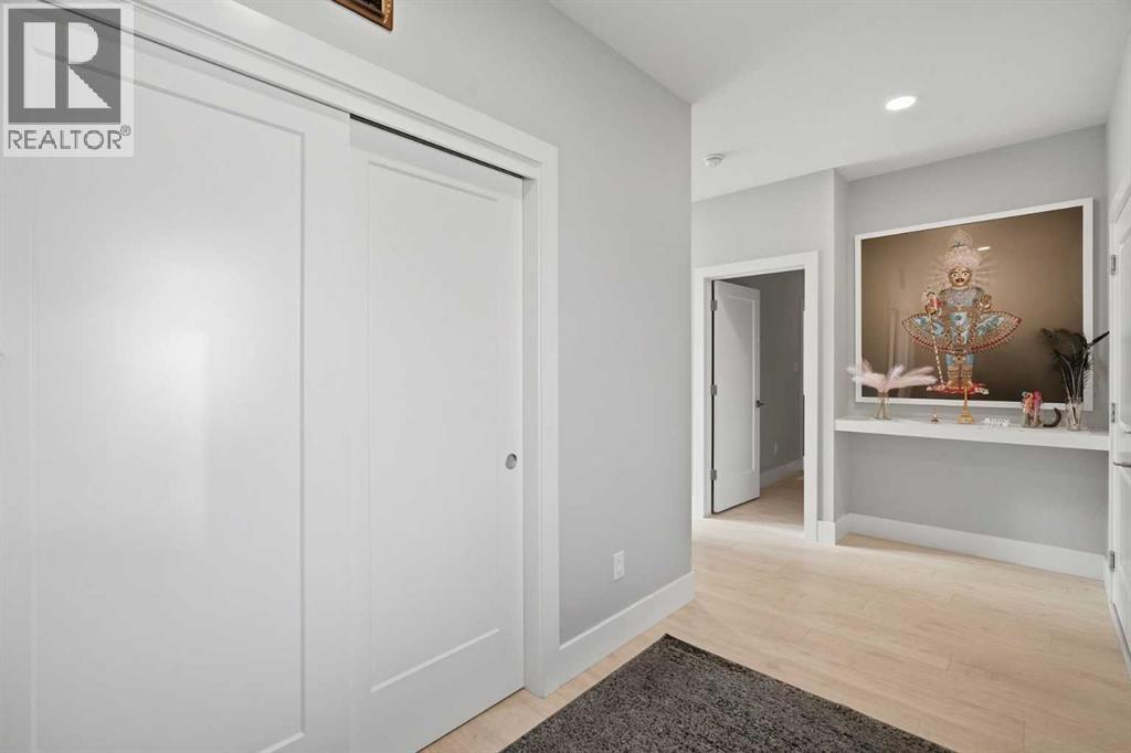 2508 45 Street S, Lethbridge — photo 2