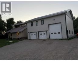 Kitchen - 83002 Rge Rd 194, Rural Lethbridge County, AB T1M1M8 Photo 6
