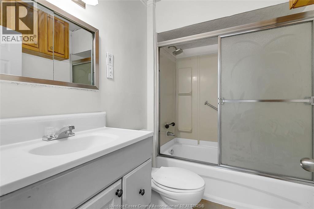 980 PARTINGTON AVENUE - 23
