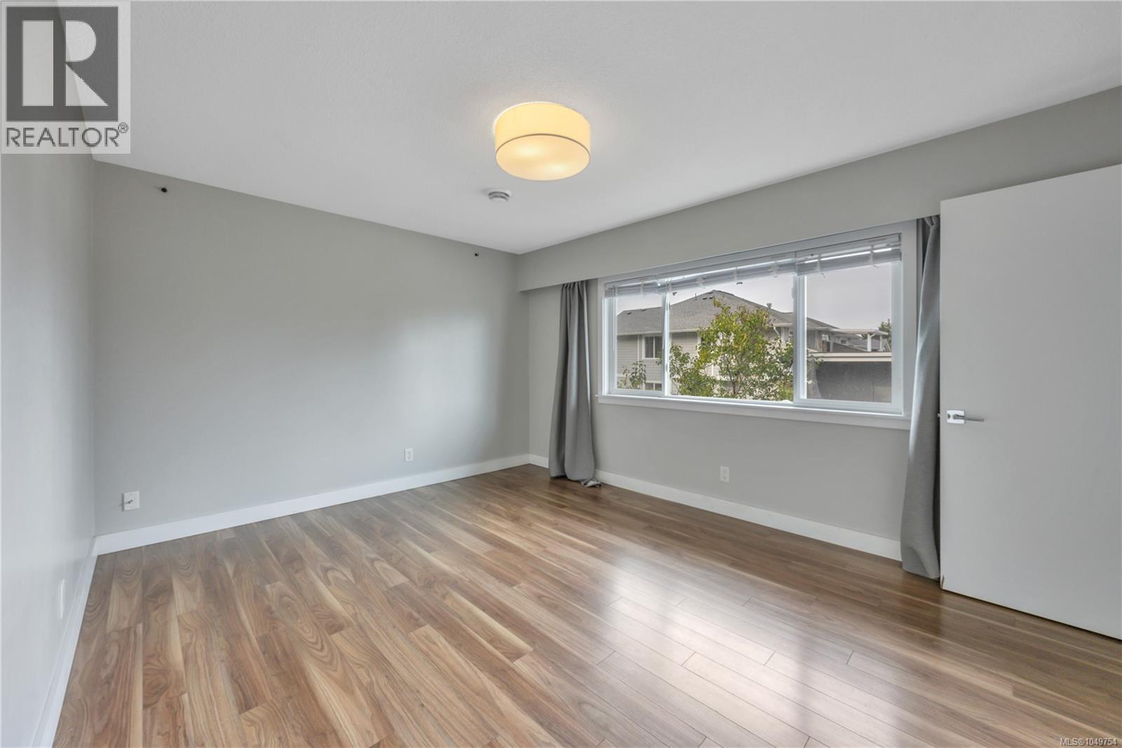 5620 Hammond Bay Rd, Nanaimo