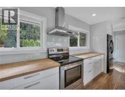 Storage - 5620 Hammond Bay Rd, Nanaimo, BC V9T5N2 Photo 13