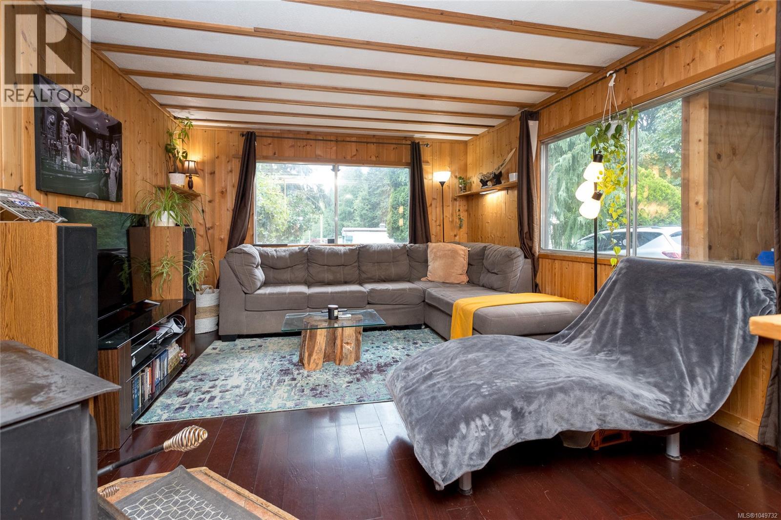 #1 2670 Sooke River Rd - 10