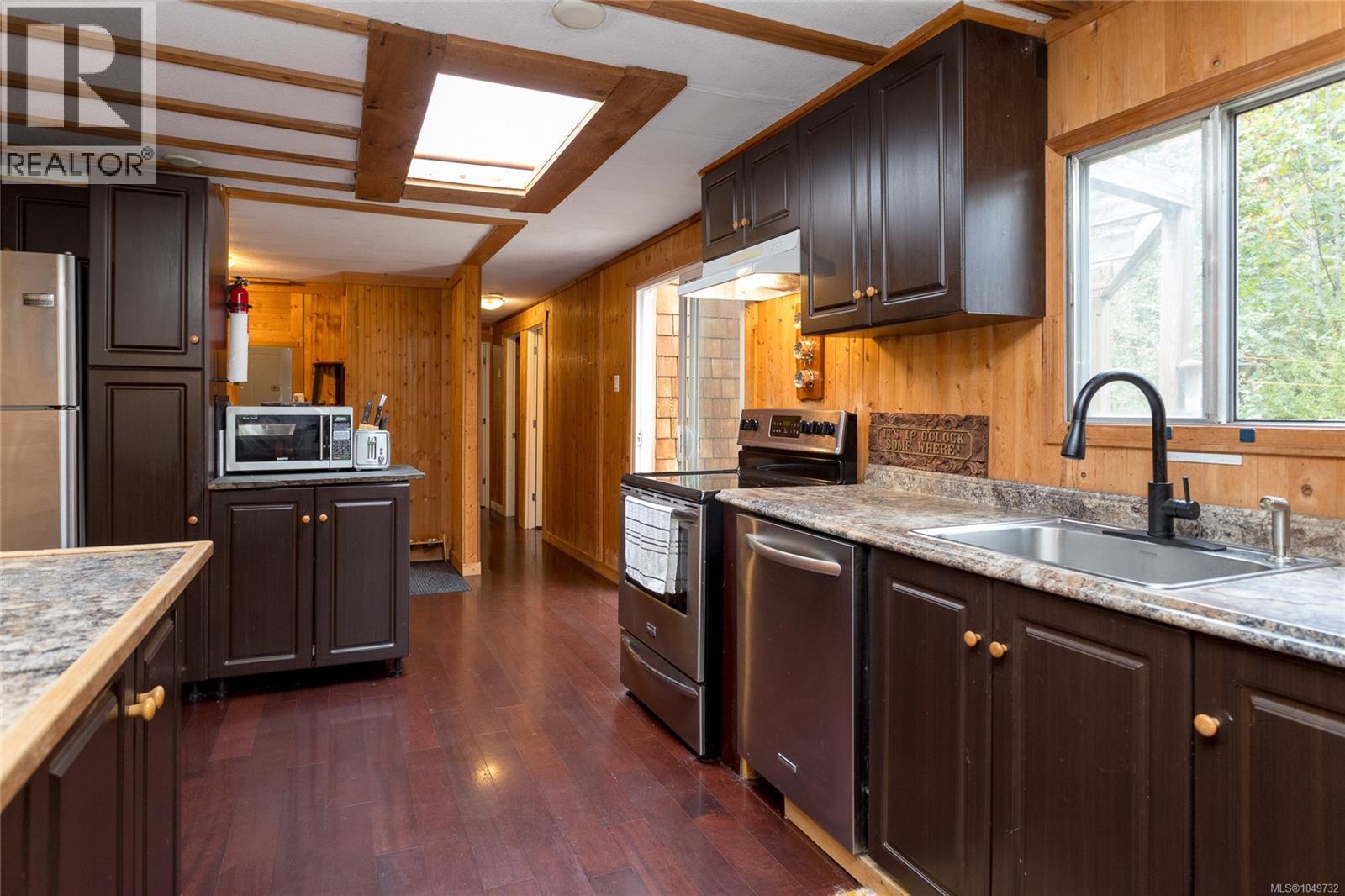 1 2670 Sooke River Rd, Sooke