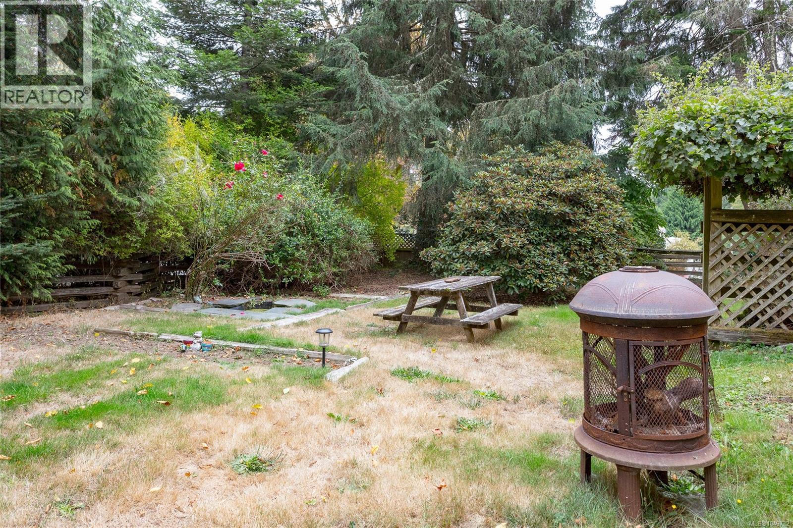 1 2670 Sooke River Rd, Sooke