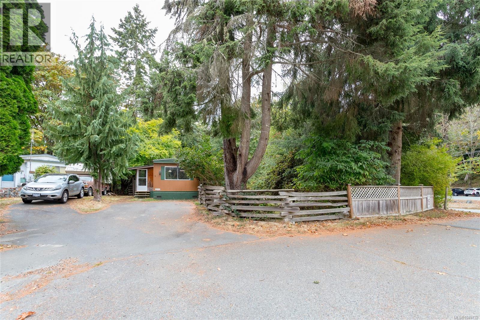 1 2670 Sooke River Rd, Sooke