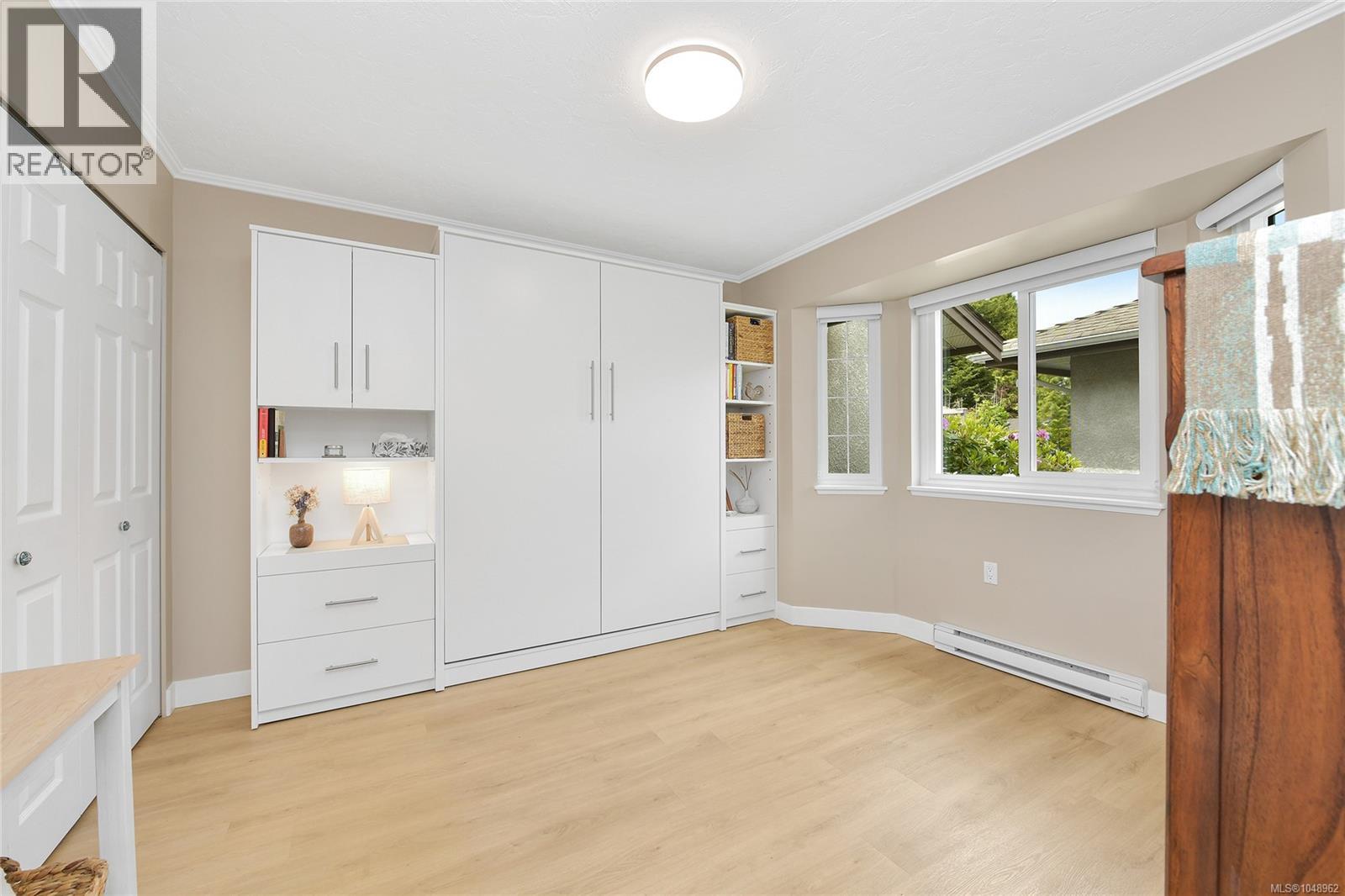 23 2070 AMELIA Ave, Sidney