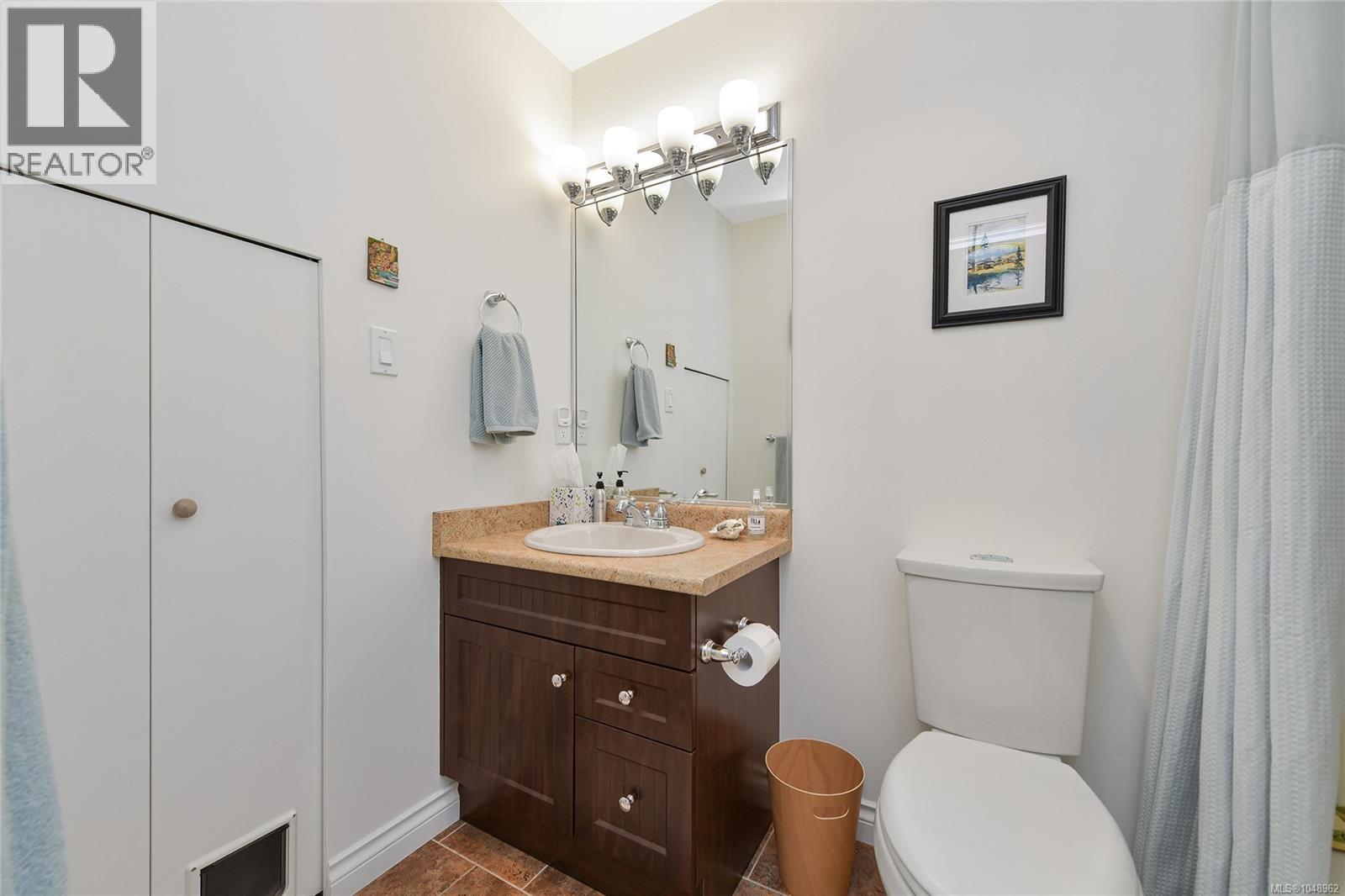23 2070 AMELIA Ave, Sidney