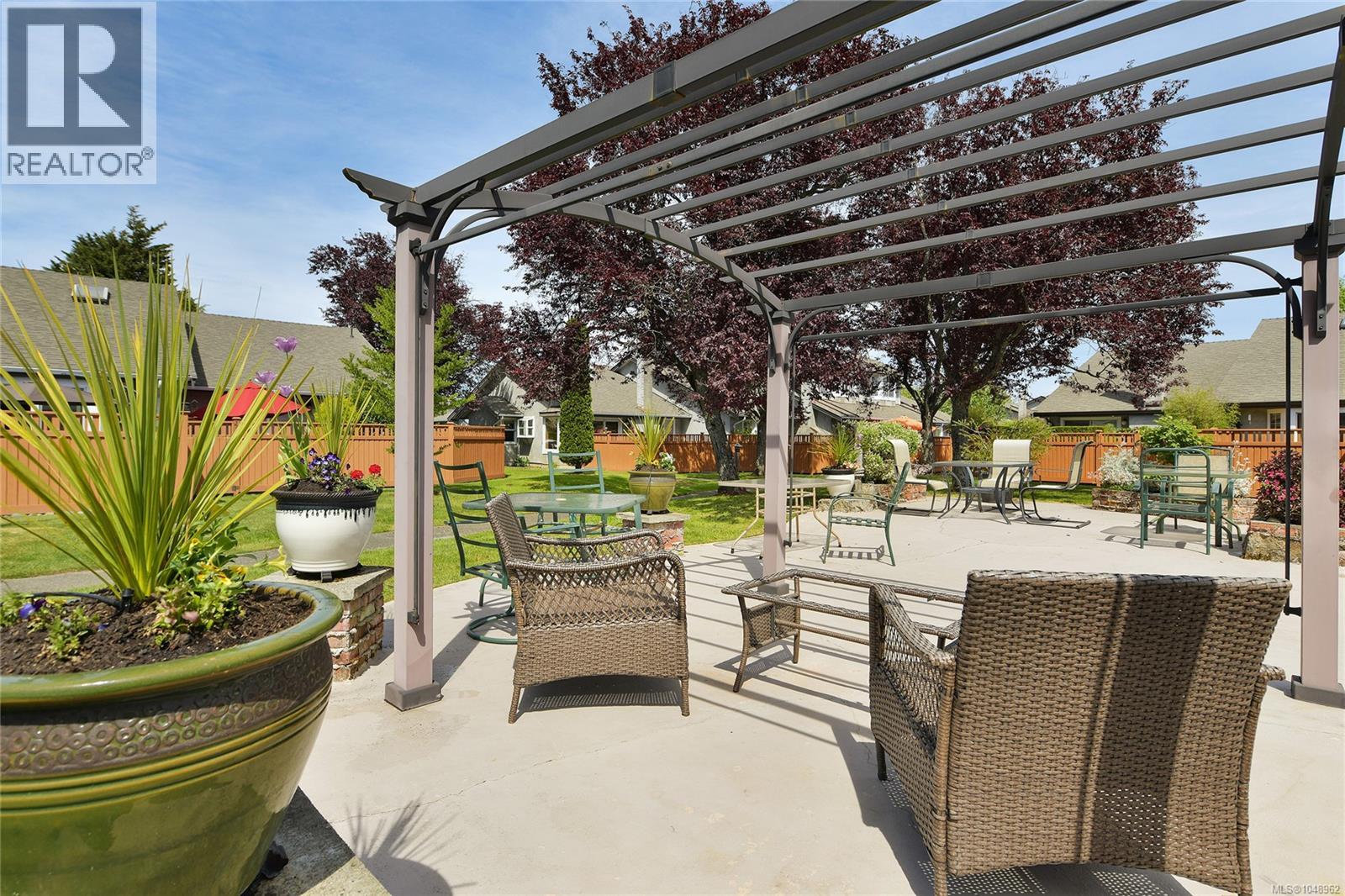 23 2070 AMELIA Ave, Sidney