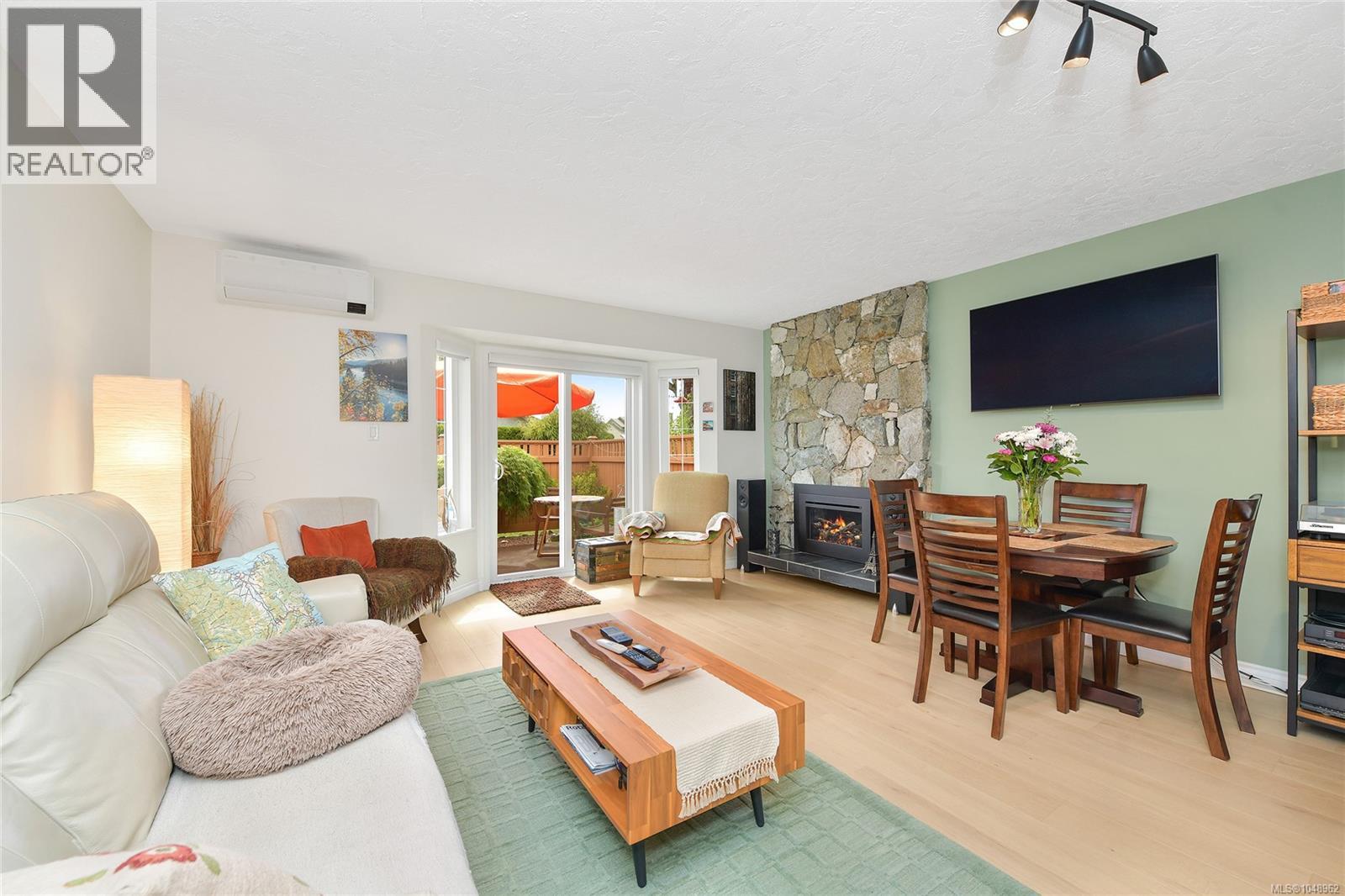 23 2070 AMELIA Ave, Sidney