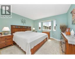 23 2070 Amelia Ave, Sidney, BC V8L4X6 Photo 18