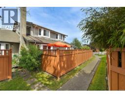 23 2070 Amelia Ave, Sidney, BC V8L4X6 Photo 28