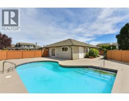 23 2070 Amelia Ave, Sidney, BC V8L4X6 Photo 37