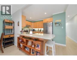 Kitchen - 23 2070 Amelia Ave, Sidney, BC V8L4X6 Photo 9