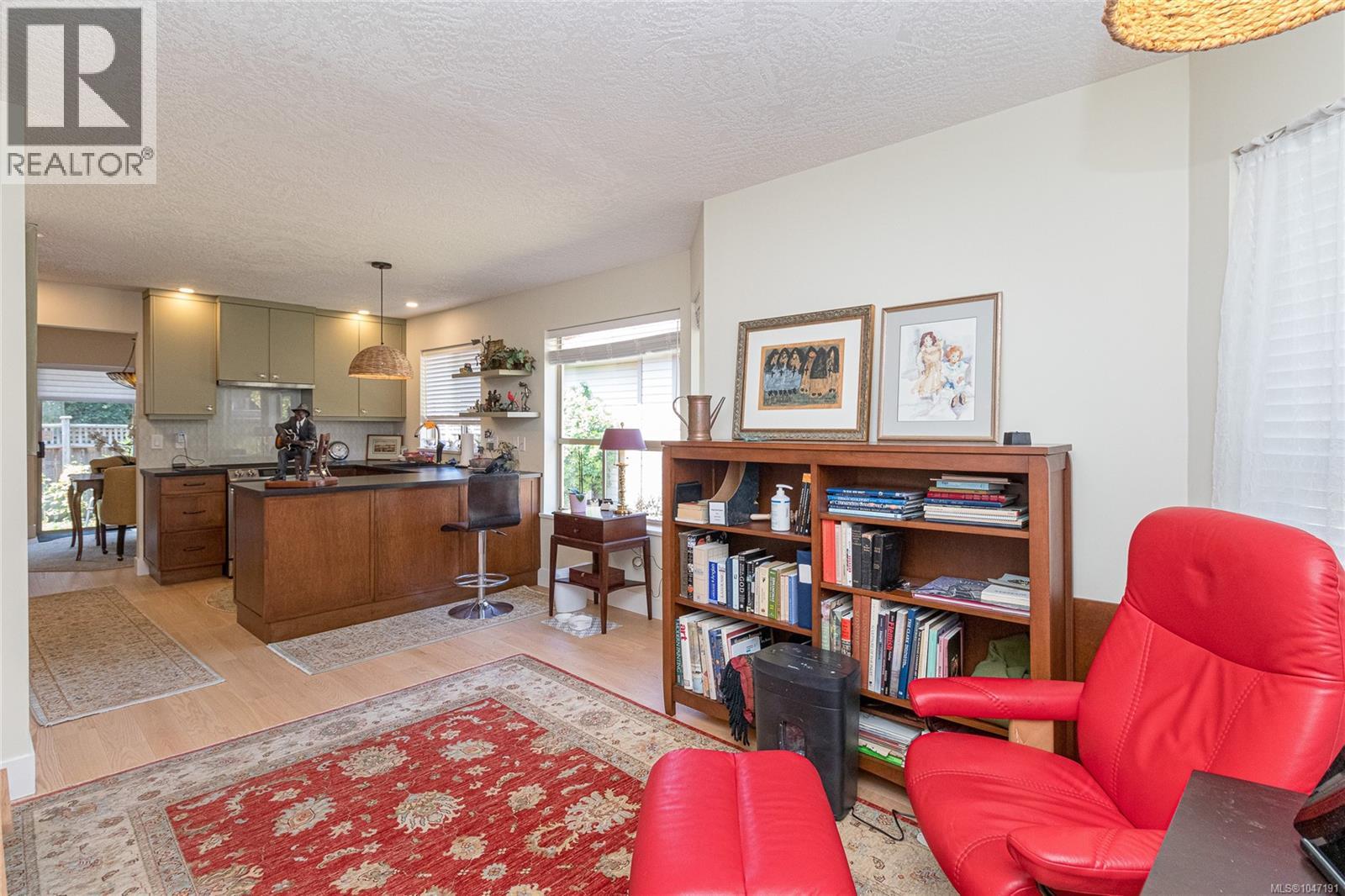 901 4515 Pipeline Rd, Saanich