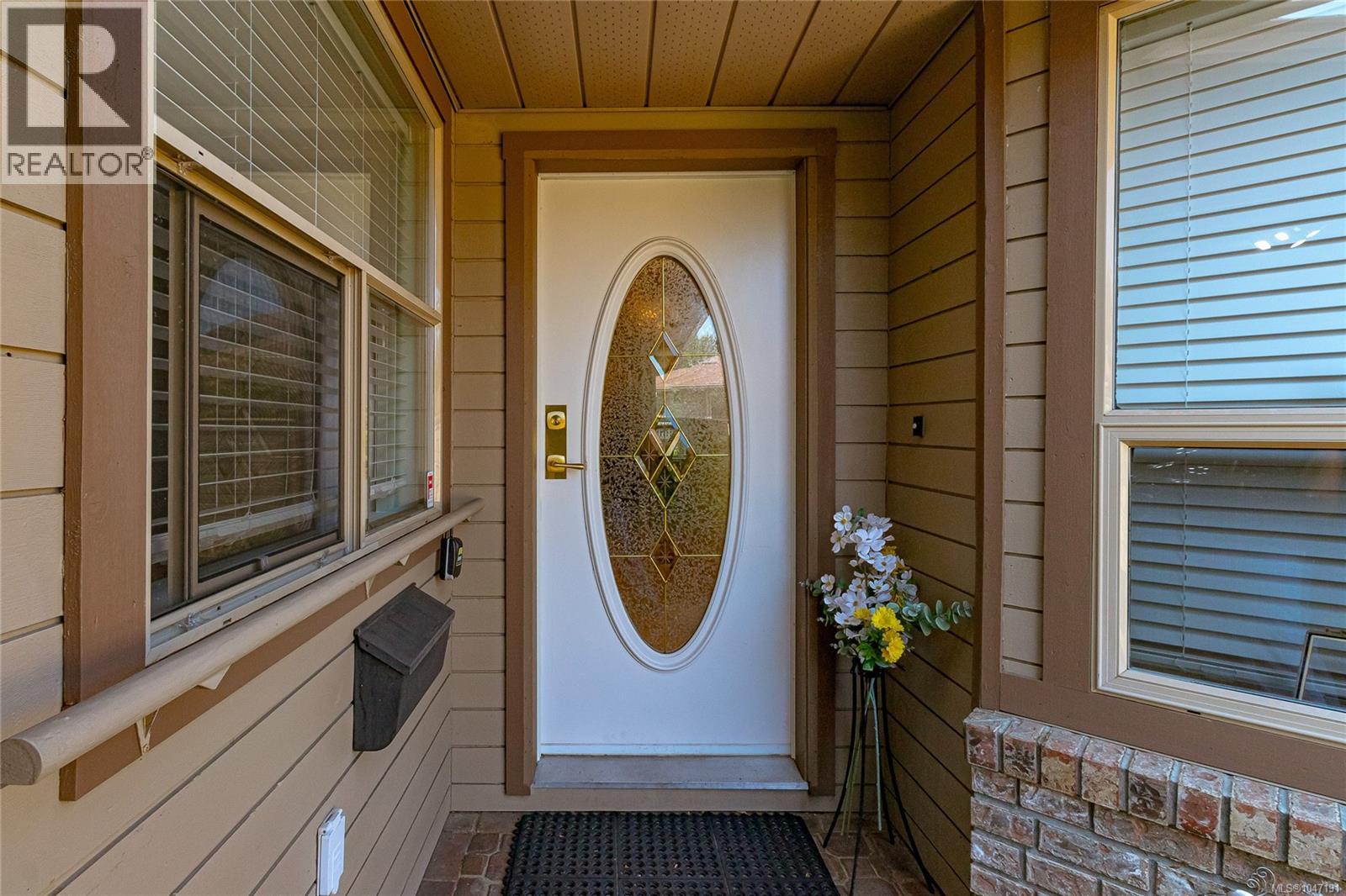 901 4515 Pipeline Rd, Saanich