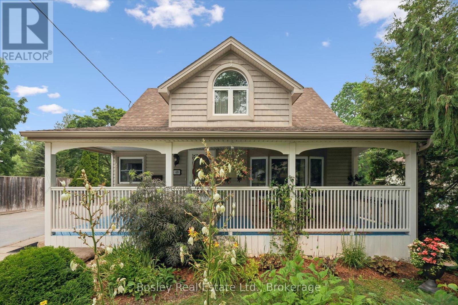 49 EDGEHILL DRIVE, Guelph (Exhibition Park) — photo 3