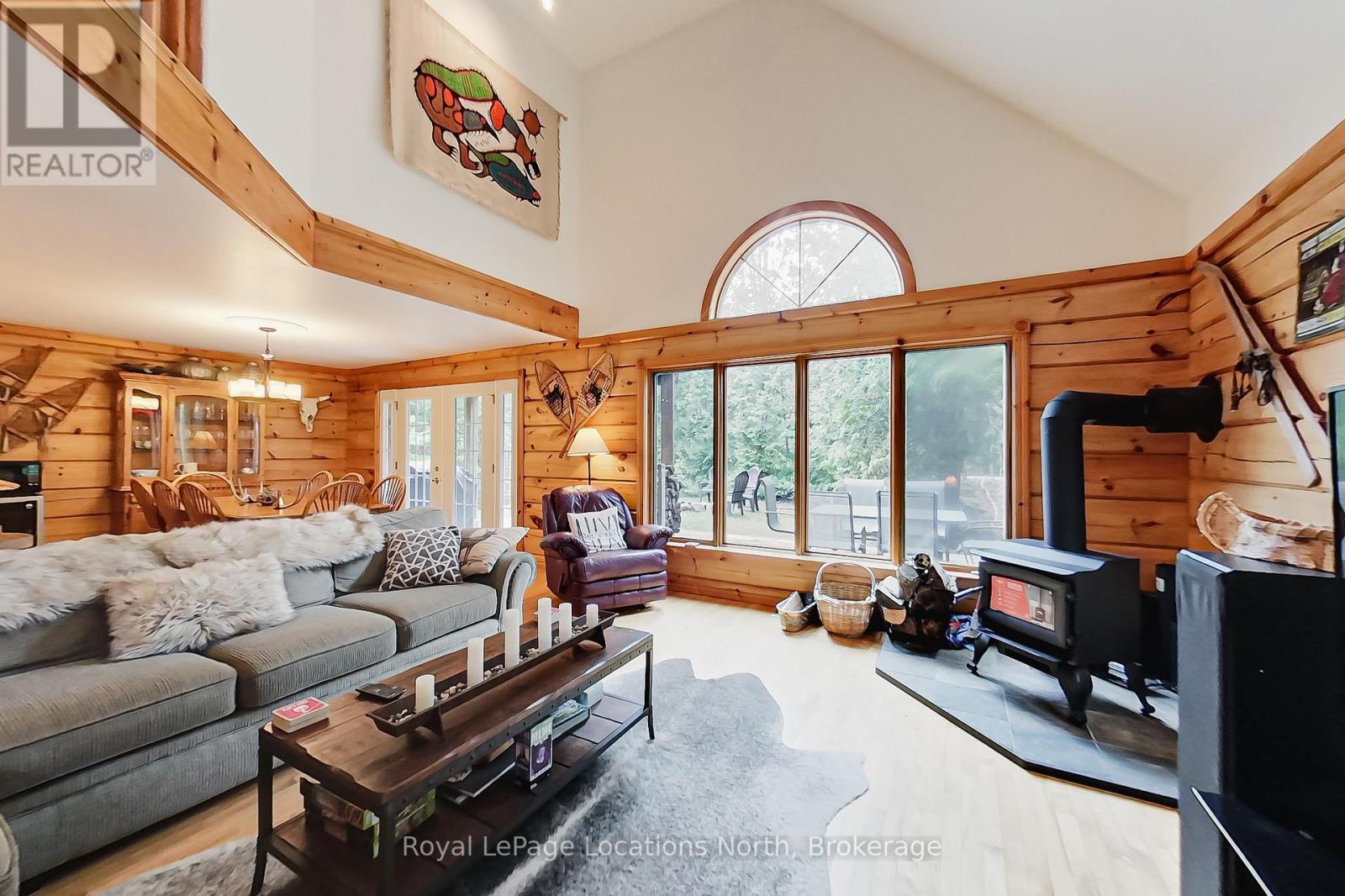 208554 26 HIGHWAY - 8