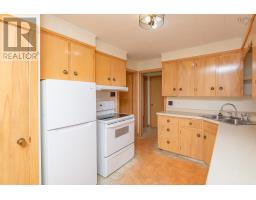 Primary Bedroom - 9735 Highway 1, Lower Saulnierville, NS B0W2Z0 Photo 6