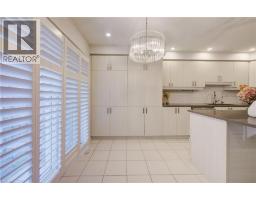 302 Jean Landing, Milton, ON L9E1C6 Photo 14