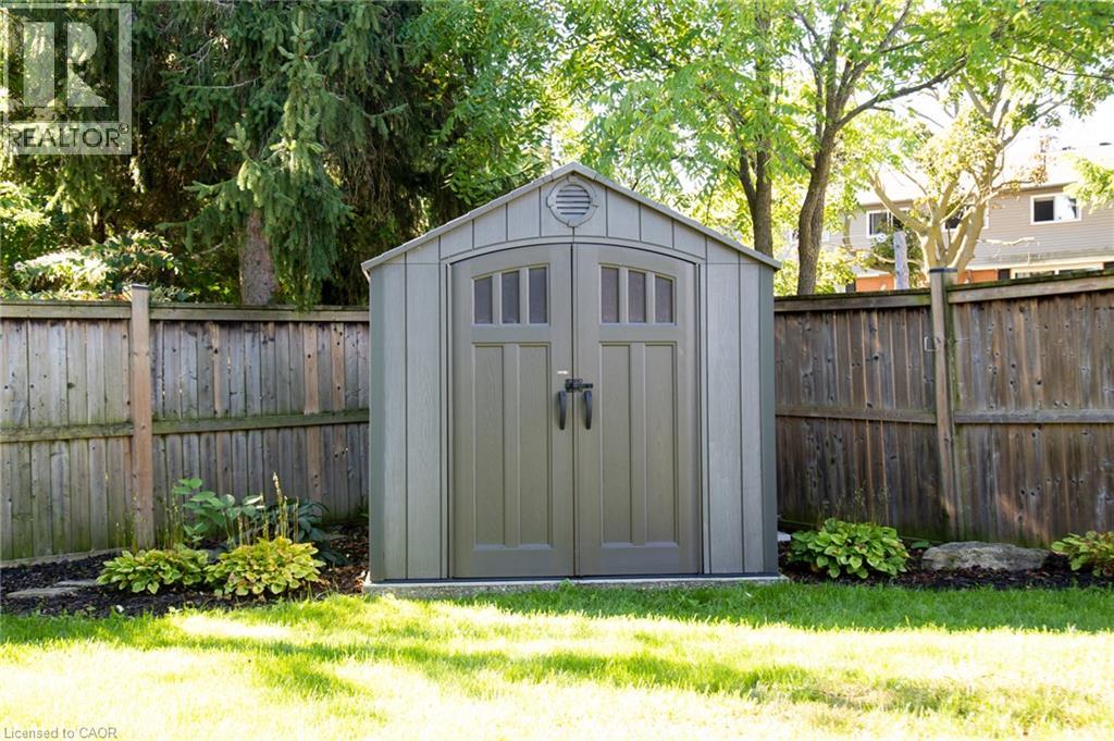 104 MACNEIL Court - Image 46