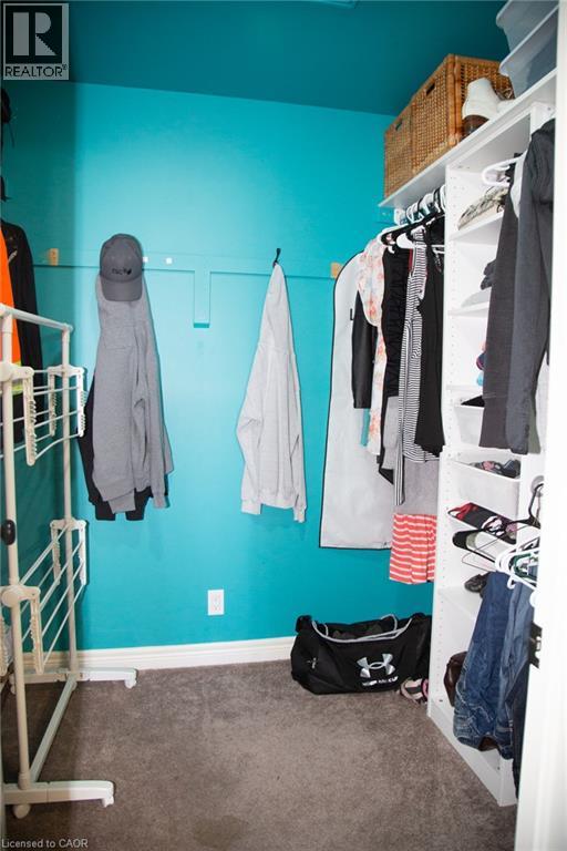 104 MACNEIL Court - Image 39