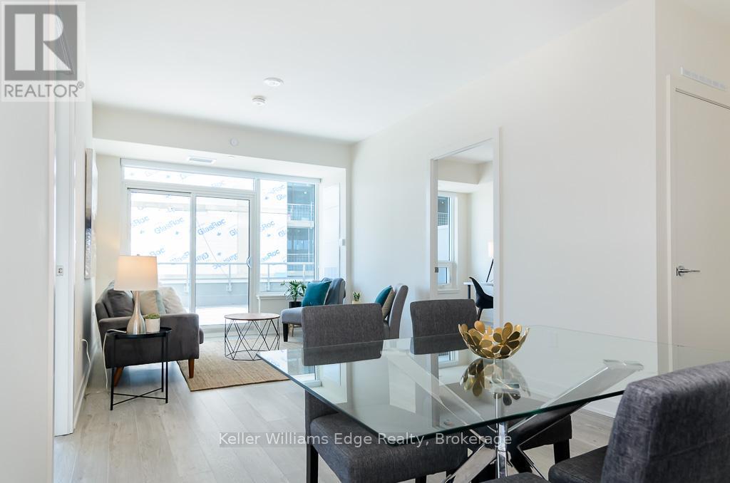 405 - 212 KING WILLIAM STREET