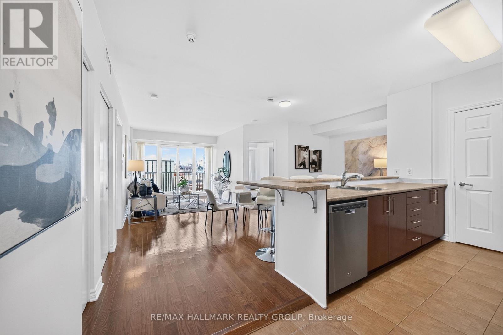 2 Bed, 2 Bath House for Sale in Ottawa – 1405 – 200 RIDEAU STREET, Ottawa – MLS# X13783736 - Image 10