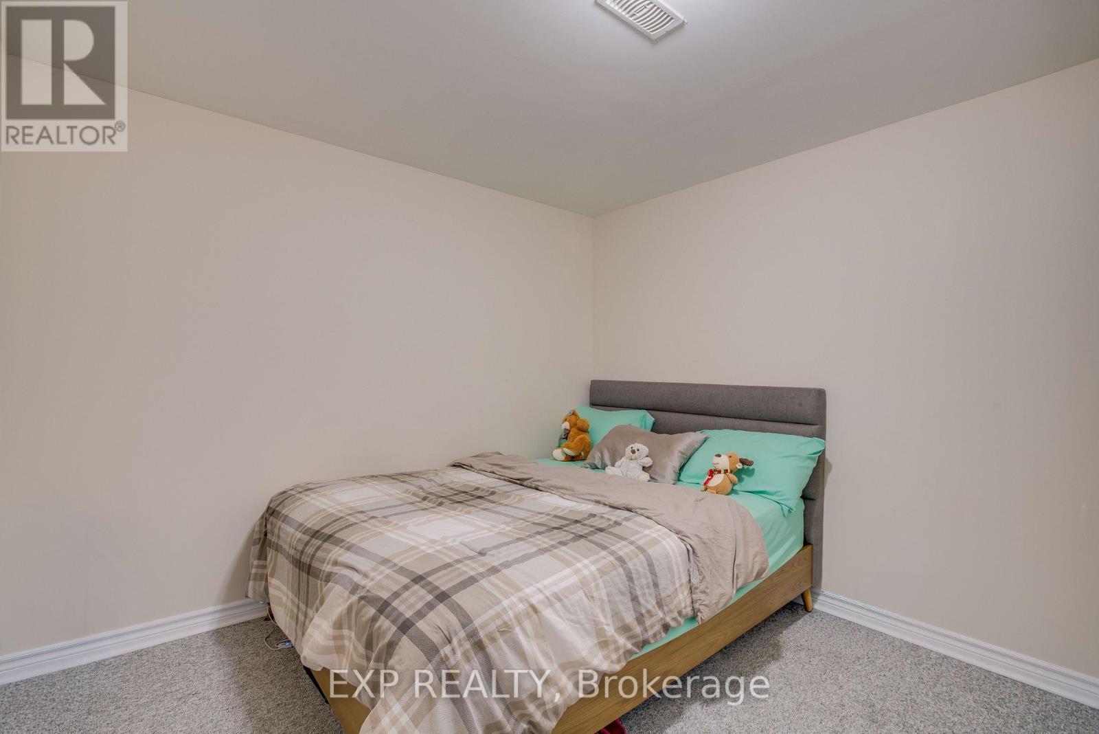 233 BELFORT STREET - 32