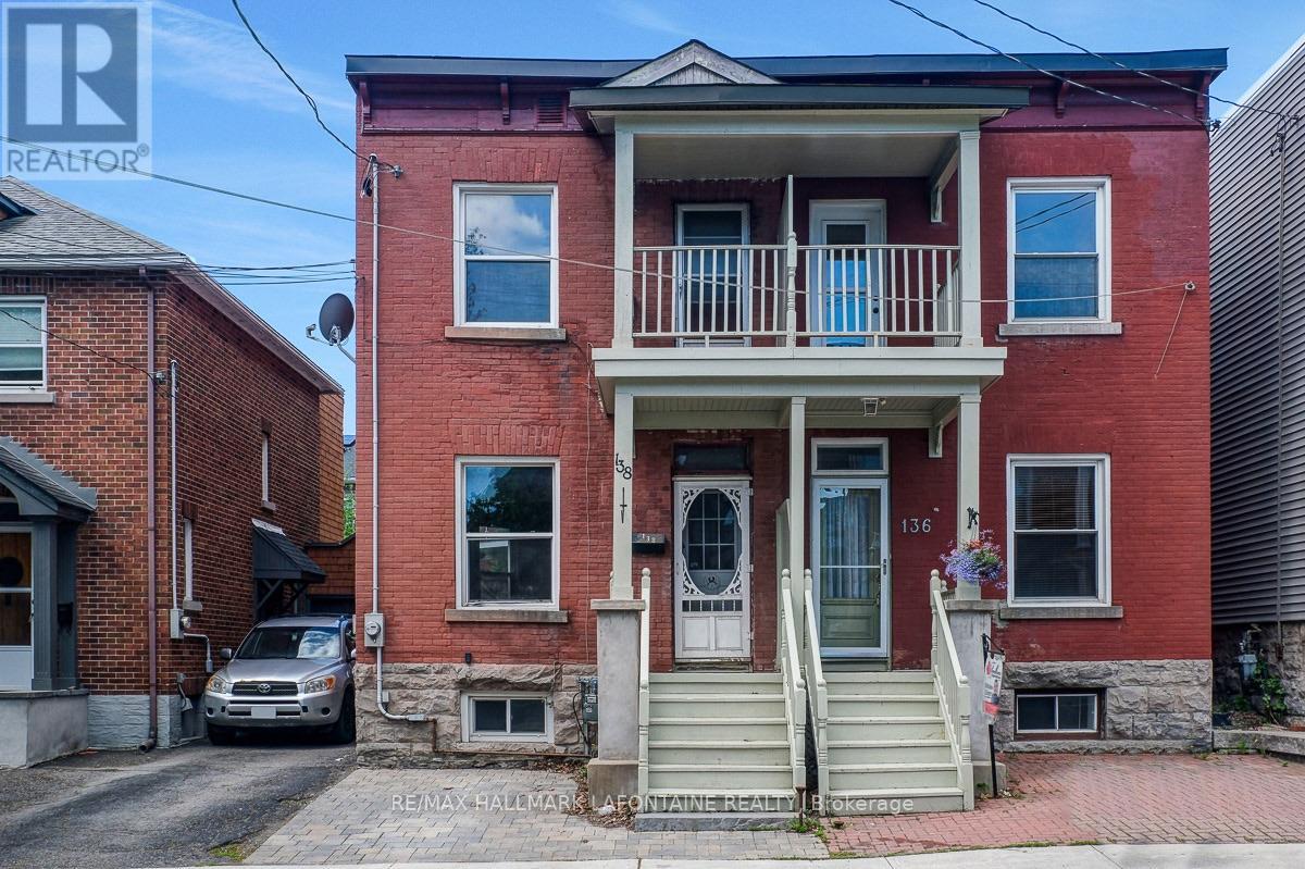 138 CONCORD STREET S - 1