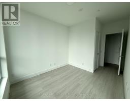 704 - 6 Greenbriar Road, Toronto, ON M2K0H6 Photo 9
