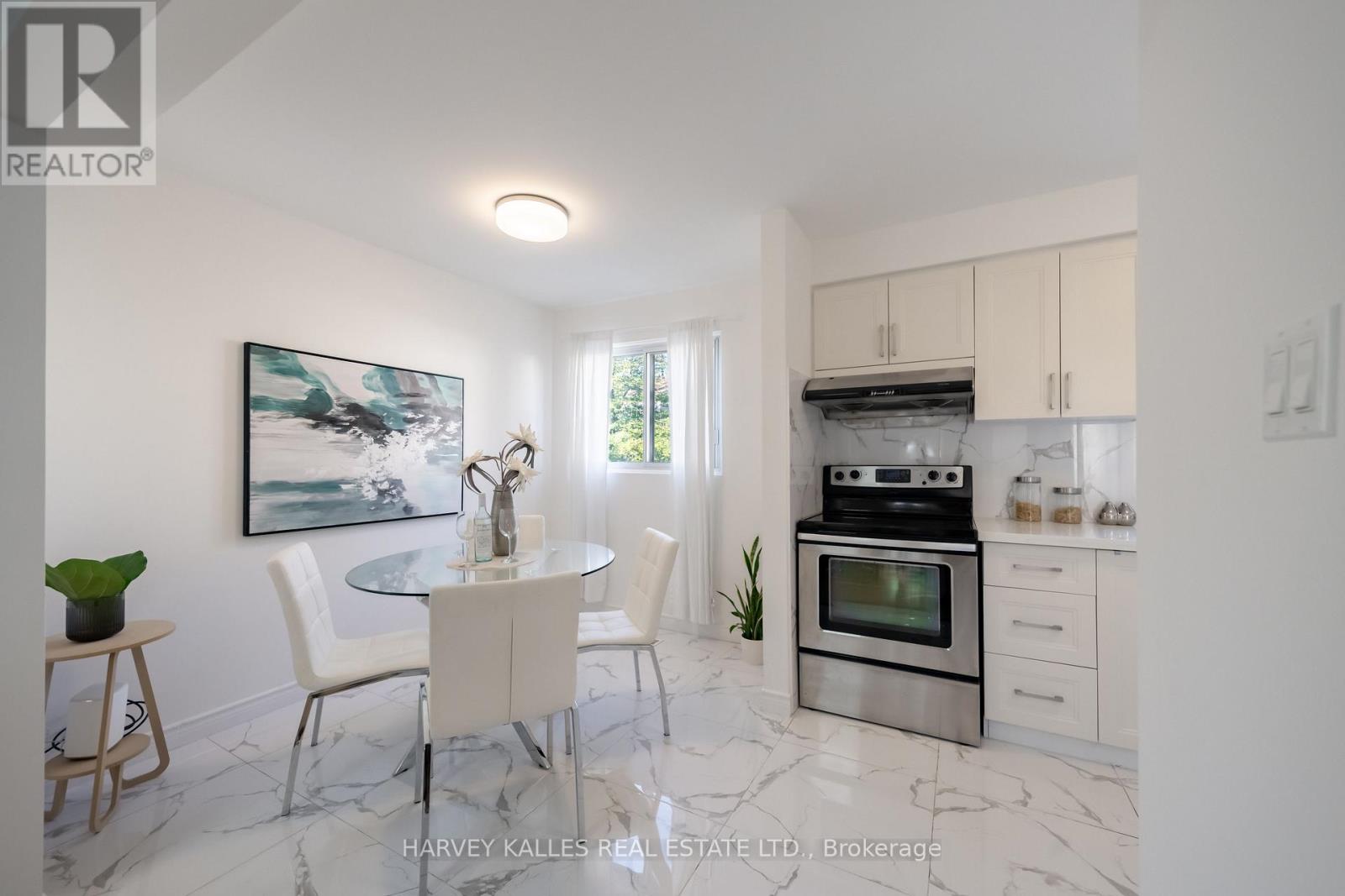 102 Jenny Wren Way, Toronto, ON photo 18