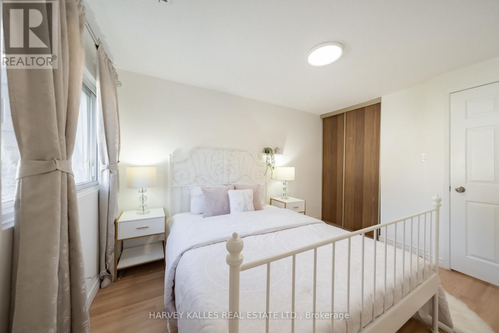 102 Jenny Wren Way, Toronto, ON photo 32