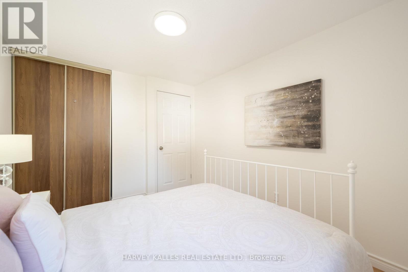 102 Jenny Wren Way, Toronto, ON photo 33