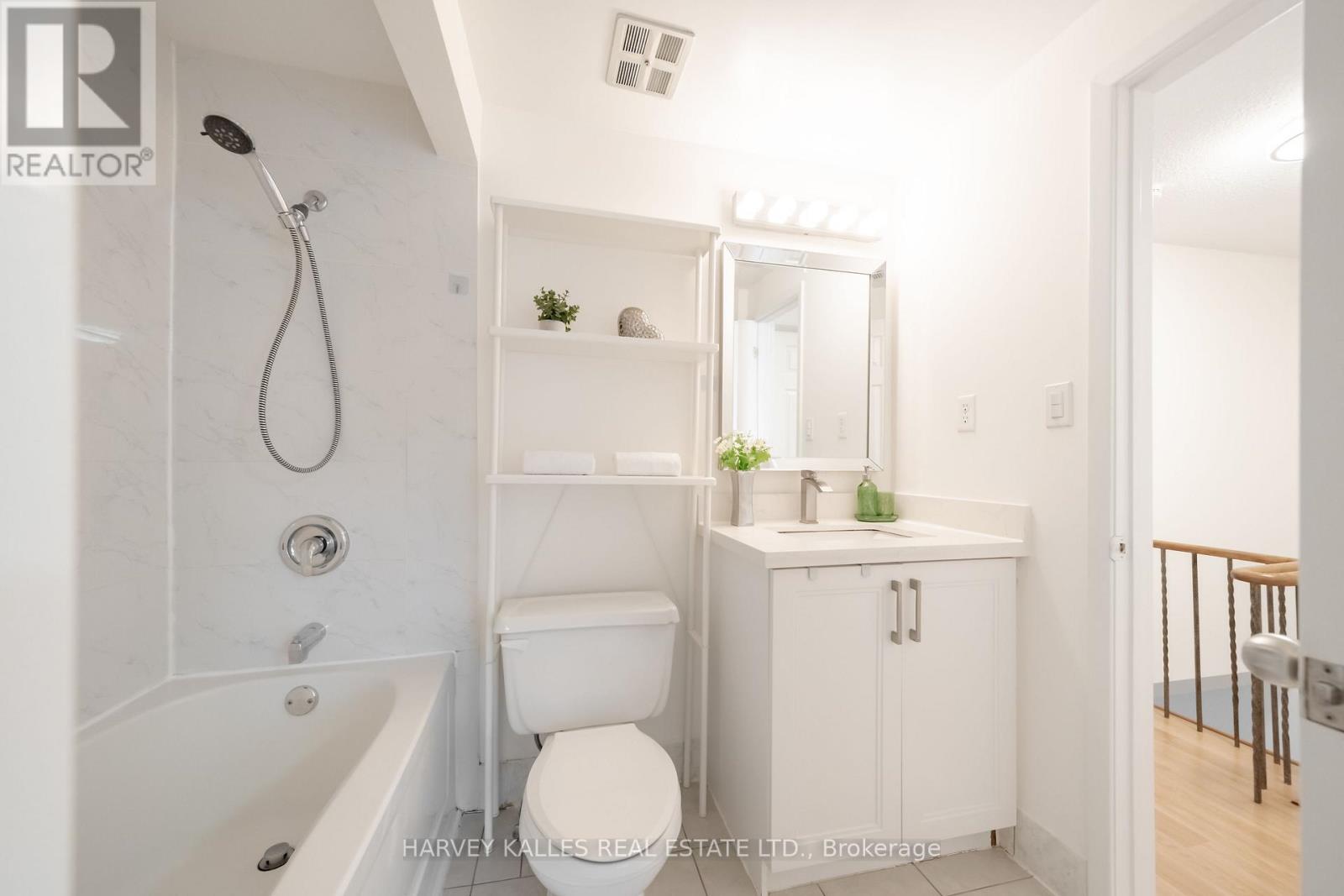 102 Jenny Wren Way, Toronto, ON photo 38
