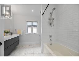 101 Northdale Boulevard, Toronto, ON M4B1X1 Photo 33