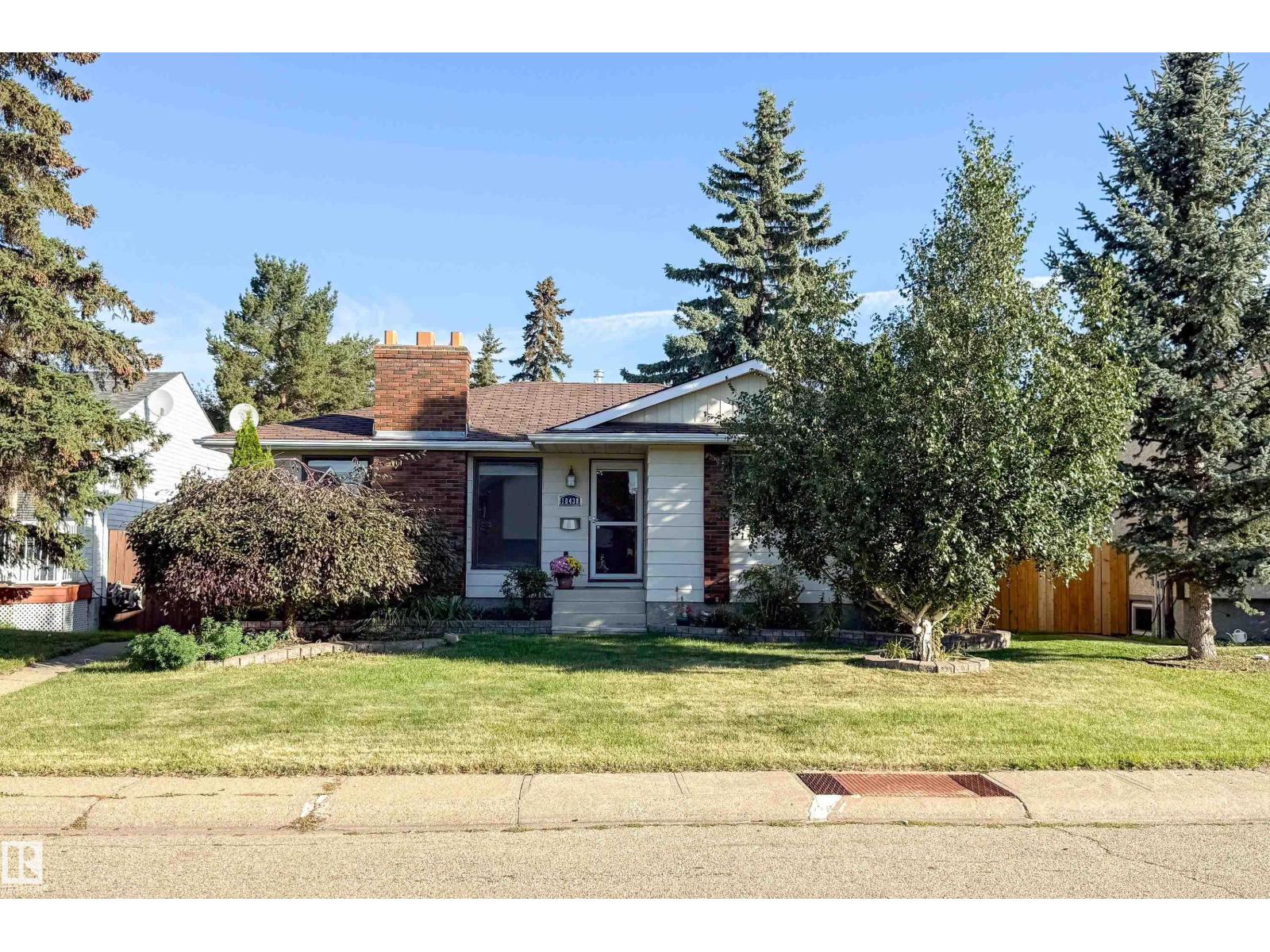 10438 32A AV NW - 1