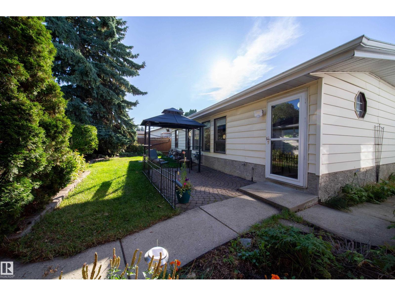 10438 32A AV NW - Image 53