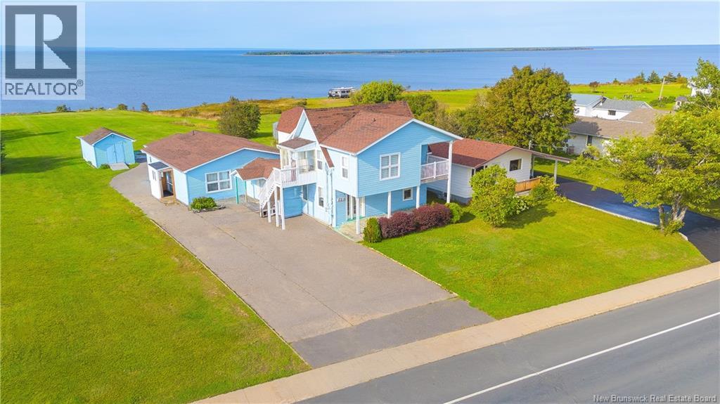 223 Boul St-Pierre E. Boulevard, Caraquet — photo 1