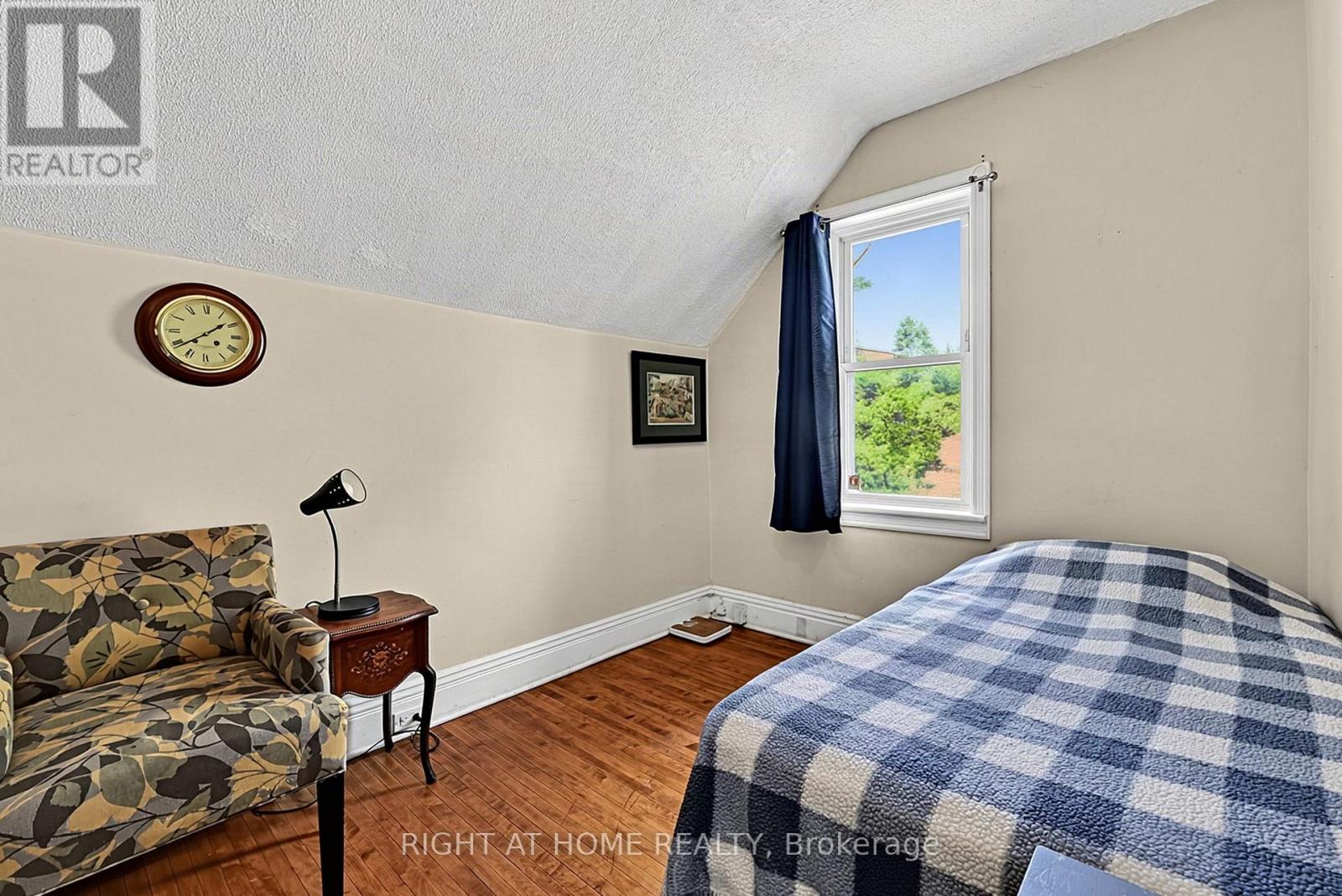 346 BAY STREET - Image 15