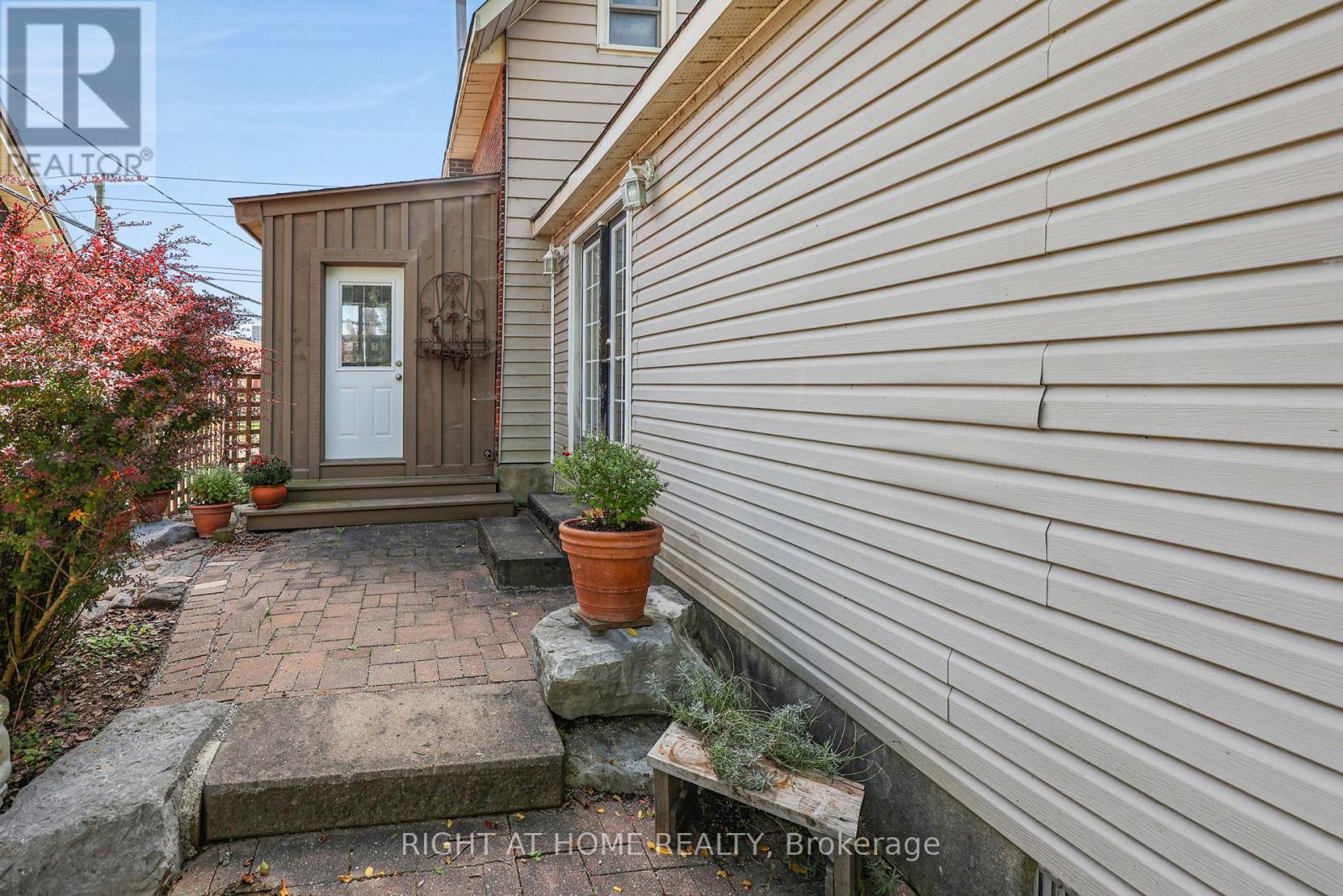 346 BAY STREET - Image 16