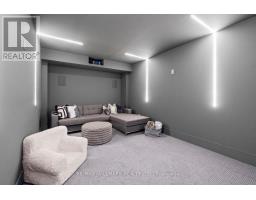 1403 Wren Avenue, Oakville, ON L6L2V7 Photo 18