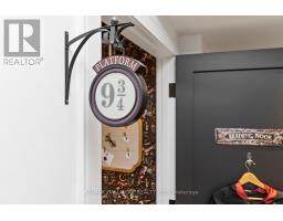 1403 Wren Avenue, Oakville, ON L6L2V7 Photo 20