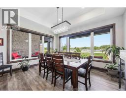 4pc Ensuite bath - 3674 St Clair Parkway, Sombra, ON N0P2H0 Photo 15