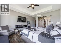 Living room/Fireplace - 3674 St Clair Parkway, Sombra, ON N0P2H0 Photo 17