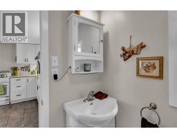 9 Park Lane, Chatham, ON N7M4X9 Photo 23
