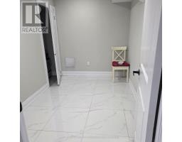 2 Bachelor Street, Brampton, ON L7A5B1 Photo 6