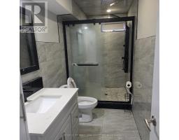 2 Bachelor Street, Brampton, ON L7A5B1 Photo 8