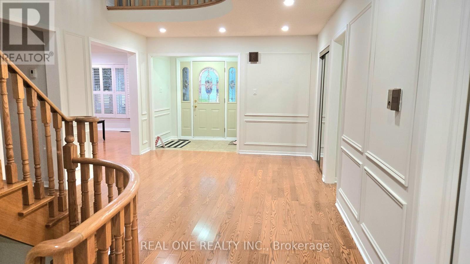 2027 ROY IVOR CRESCENT - Image 4