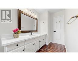 2027 Roy Ivor Crescent, Mississauga, ON L5L3N7 Photo 37